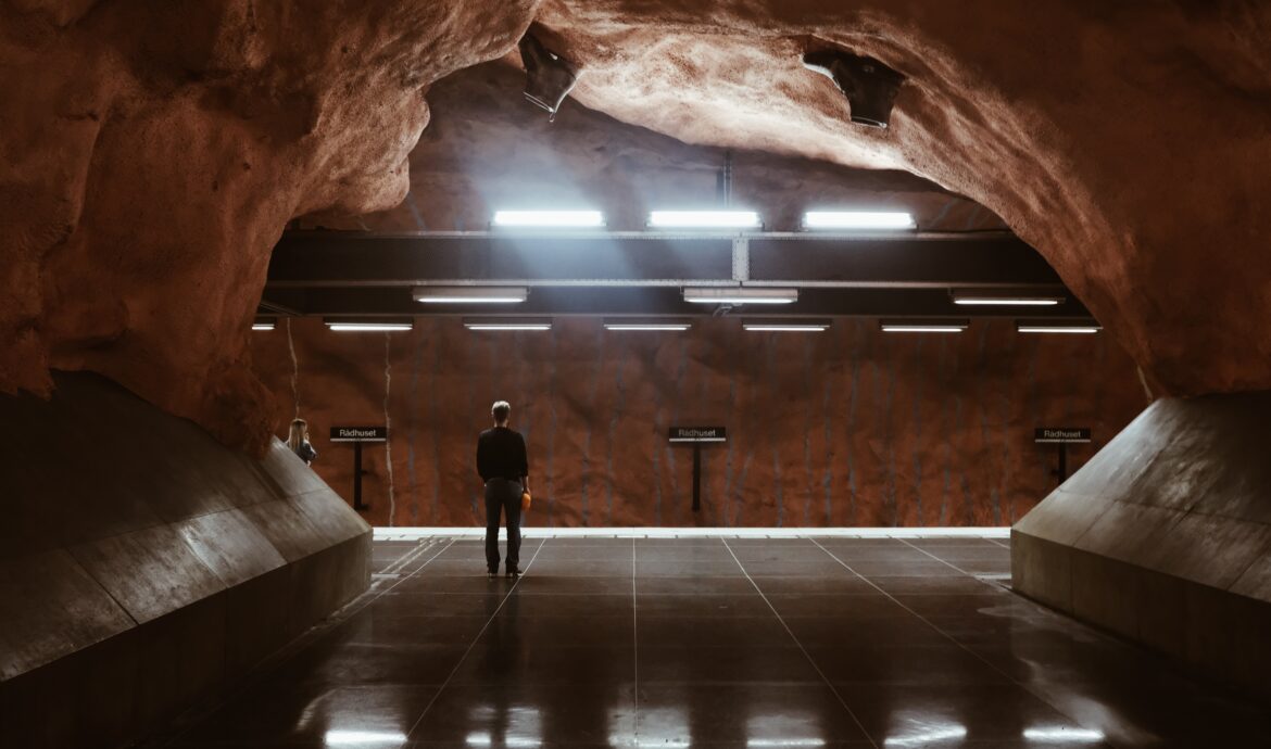 Metro ve Stockholmu má nejhezčí stanice metra na světě - je to vlastně taková galerie, kam se zajděte podívat.